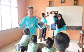 Ada juga potongan uang kuliah tunggal (ukt). Kampus Mengajar Diminati 33 000 Mahasiswa Pendaftar Okezone News