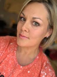 Bonnie Easterling's Instagram, Twitter & Facebook