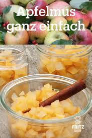 Apfelmus So Einfach Und Lecker In 2020 Herbstrezepte Lebensmittel Essen Apfelmus
