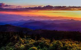 The fall photos of the blue ridge mountains that visitors capture help tell the story of the incredible color transformation we experience every autumn. 5 Of The Best Blue Ridge Mountains Virginia Attractions The Inn At Vaucluse Spring
