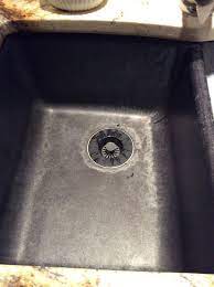 Our white silgranit blanco sink has some terrible tea stains and other residual marks. Hard Water Stains In Granite Sink Hometalk