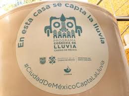 Este tipo de práctica ayudaría en gran medida a bajar la explotación de los mantos freáticos ya que se dejaría de usar agua que podría ser potable. Instalan Mas De 20 Mil Sistemas De Cosecha De Agua De Lluvia En Cdmx La Otra Opinion