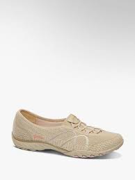 Umso länger kannst du die bequemen wassertreter genießen. Skechers Slipper In Beige Deichmann Schuhe Damen Schuhe Damen Sommer Halbschuhe