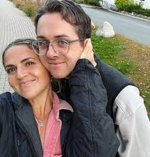 Julia Caffrey (@juliacaffrey_) • Instagram photos and videos