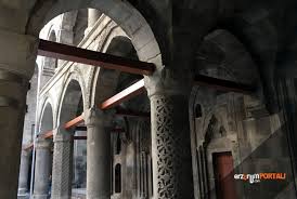 Yüzyılın sonlarında yatırıldığı kabul edilmektedir. Ilim Ve Medreseler Sehri Erzurum Erzurum Portali Erzurum