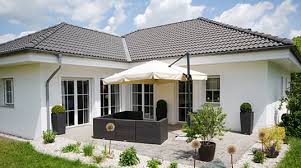 Das malli walm haus ist mit seinem markanten dach die villa unter den einfamilienhäusern. Walmdach Planen Und Bauen Alle Infos Bei Musterhaus Net