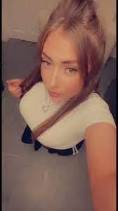 Elisha Tolbert's Instagram, Twitter & Facebook