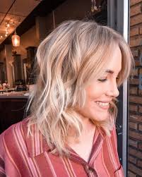 There are so many layered looks to choose from that will do their job to frame your face and keep your hair looking fresh and healthy. 29 Hottest Medium Length Layered Haircuts Hairstyles