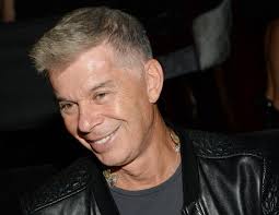 «на заре» — исполняют группа «белый орёл» и григорий лепс. Oleg Gazmanov Na Otdyhe S Zhenoj Video