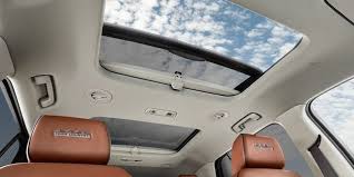 2020 Chevrolet Traverse Mid Size Suv Interior View Of Sunroof Mid Size Suv