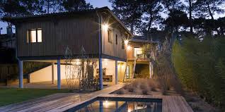 Maisons sur pilotis insolites dans le medoc parfait pour des vacances en gironde, a proximité de soulac, location saisonnière. Faire Une Extension Sur Pilotis