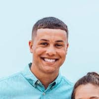 Shawn Snowden's Instagram, Twitter & Facebook