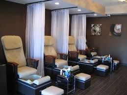 As a licensed and experienced cosmetologist, maryann trained extensively and is an expert in the industry. Interior Nail Salon Design Ideas For Small Spaces Novocom Top