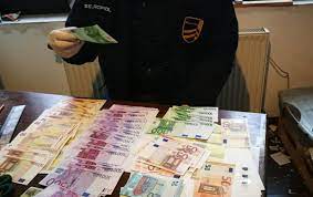 Compare money transfer services, compare exchange rates and commissions for sending money from romania to europe. Half A Million In Fake Euros Seized In Romania Europol