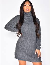 Affichez un look simple et efficace en enfilant. Pulloverkleid Mit Rollkragen Jeans Industry