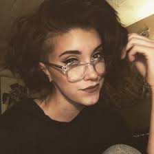 Shannon Cornish's Instagram, Twitter & Facebook