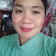 Dina Joy's Instagram, Twitter & Facebook