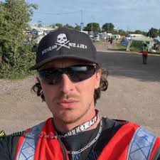 Stream Abby Bennison