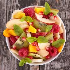Salade De Fruits Tout Ce Qu Il Faut Savoir Pour En Preprare De Vraiment Delicieuses Salade De Fruits Ete Salade De Fruits Recette Salade De Fruits