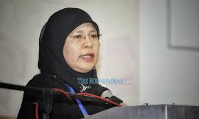 Malaysia's top judge has urged law enforcement authorities to up their ante and. Chief Justice Mobile Court Programme To Include Reaching Out To Urban Poor Not Just Rural Areas Borneo Post Online