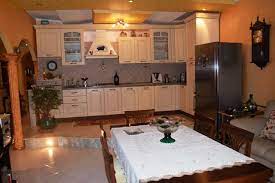Appartamento in vendita composto da 3 camere da letto, soggiorno, angolo cottura, bagno. Appartamento In Vendita Porto Empedocle In Provincia Di Agrigento A 94 000