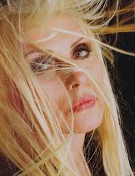 Man shares tragedy story of his love life. 💔 They started as friends. And  then fell in love with eachother. Andnd so, they started dating.. She  graduated from the university while they