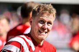 Danny A: Vi skal have armene ned