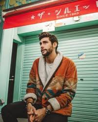 Learn spanish in a fun way with the music video and the lyrics of the song el mismo sol of álvaro soler. 410 Ideas De Alvaro Soler Alvaro Soler Sofia Ellar Tatuajes De Henna Sencillos