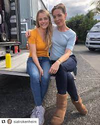 The Power Scoop 🔎 on X: "𝗕𝗧𝗦: Mother and Daughter; Muriel and Zoey  Reeves. Congrats to Sia Trokenheim on her work on Beast Morphers. Can't  wait to see more of Muriel and