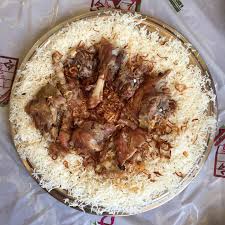 ف ل ة الرياض مطعم العميد