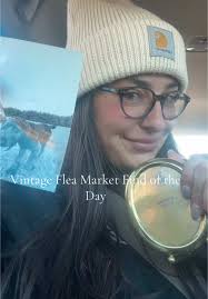 me 🫱🏻‍🫲🏼 a flea market find. #fleamarketfinds ##fleamarket##vintag...