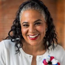 Efrain Irizarry (@EfrainIrizarry)