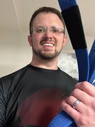 Sean Bollinger's Instagram, Twitter & Facebook