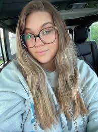 Kristen Wolter's Instagram, Twitter & Facebook