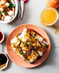 Zhaliang Easy Homemade Rice Noodle Rolls Wrapped Around Chinese Doughnuts I Am A Food Blog Recipe Rice Noodle Roll Spicy Rice Rice Noodles