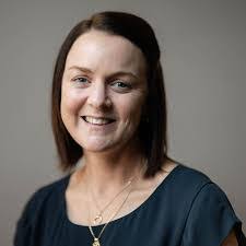 Carly Larsen's Instagram, Twitter & Facebook