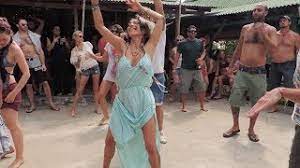 A platform for entrepreneurs to bring their stories and ideas to life. Jedi Ess Summer Dance Floor Rmx Hot Amazone Dance Youtube