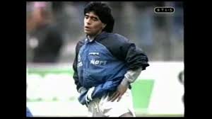 Fc Bayern Gegen Ssc Neapel Als Diego Maradona In Munchen Tanzte Sport Sz De