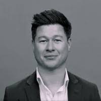 Darren Collis's Instagram, Twitter & Facebook