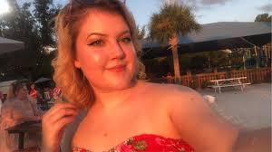 Barbie Pool Party 🥳🧁🎂🎈❤️