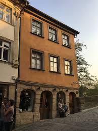 Here's my travel guide to gorgeous bamberg germany. Haus Mit Der Schiefen Tur Bamberg Aktuelle 2021 Lohnt Es Sich Mit Fotos Tripadvisor