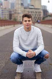 How To Dress And Pose Like A Boss A Guide For Guys Senior Photo Album Angelina Nguyen Photography Senior Photos Guy Senior Photos Boys Senior Boy Photography