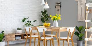 Para desainer profesional selalu berusaha untuk memanfaatkan segala cara agar ruangan yang meskipun sempit terlihat menjadi lebih. 8 Pilihan Warna Apik Untuk Dinding Ruang Makan Halaman All Kompas Com