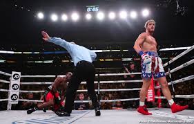 These 'hot' carbon fuchsia pink boxing boxing gloves is what every women needs in their kickboxing kit bag. Ksi Decisions Paul Haney Saunders Win Dazn Live Results Boxing News 24