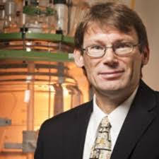 Alfred Zinn's Instagram, Twitter & Facebook