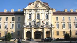 The hungarian university of agriculture and life sciences is a university of technology in hungary. Csaknem Felmilliardot Kap A Szent Istvan Egyetem Napi Hu