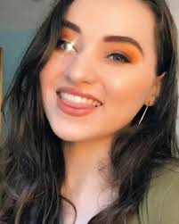 Go ahead let your hair down💛, Head over to my Tik Tok @ms.lyndseymarie,  #tiktok #makeup #falllooks #esthetician #makeupartist #colorpopcosmetics  #urbandecay