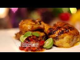 Aug 07, 2021 · resep kari ayam pedas untuk menu makan malam. Chef S Table Ayam Panggang Madu With Sambal Terasi Youtube