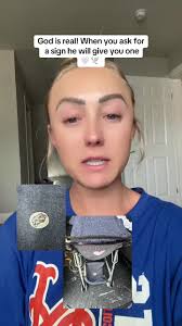 God is real and so are guardian angels! Hold onto your loved ones and hug  them a little tighter today. Always answer that call and say I love you  🤍🕊️ #Godisreal #signsfromangels #signsfromheaven ...