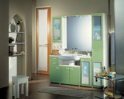 Ricerca, sviluppo, tecnologie innovative e collaborazioni con importanti designer consolidano, giorno dopo giorno, una leadership nel panorama dell'arredo bagno made in italy. Mobile Bagno In Bianco Verdemela Benigni Mobili